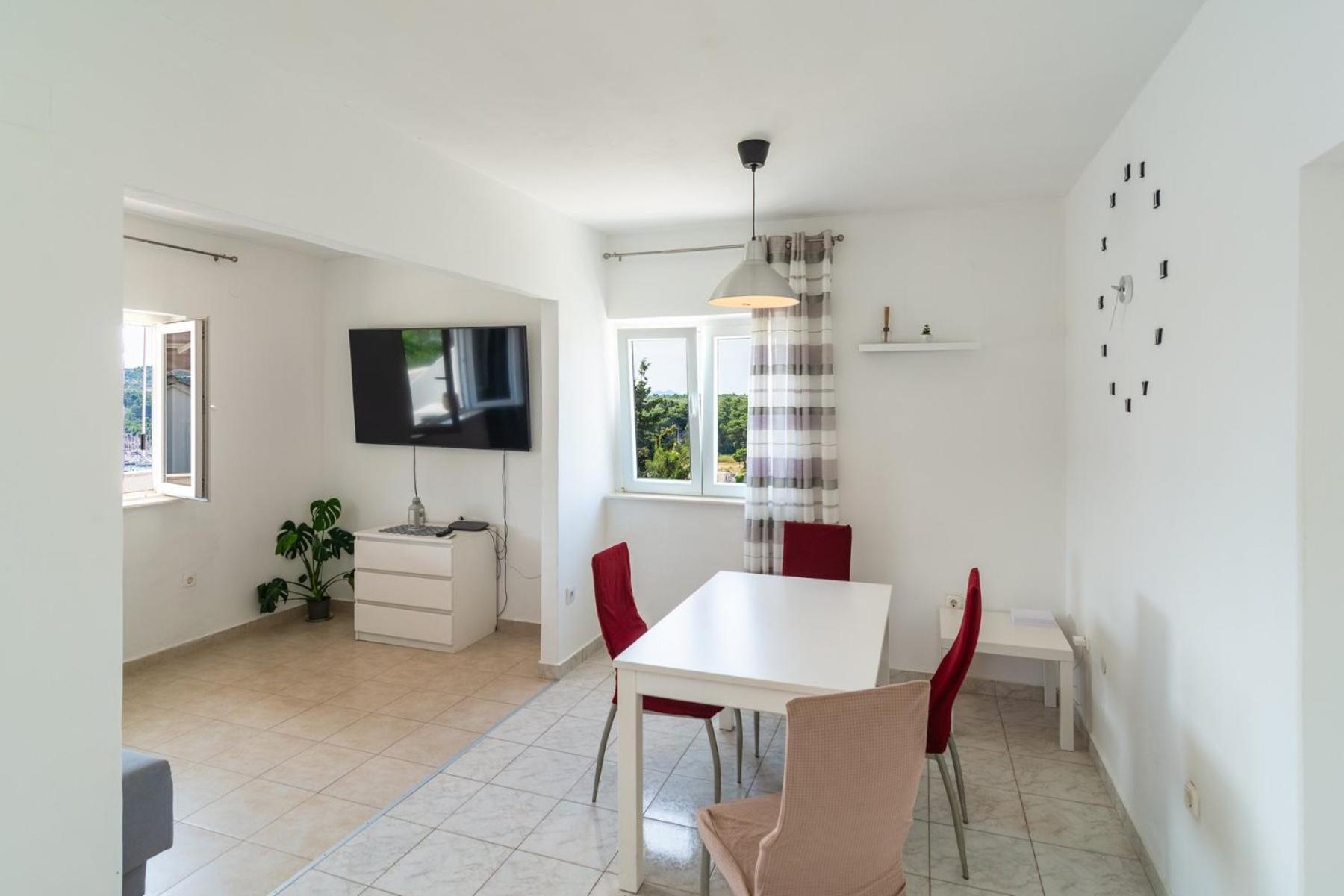 Sea-Views Brazza Apartments With Private Pool Milna  Exterior foto